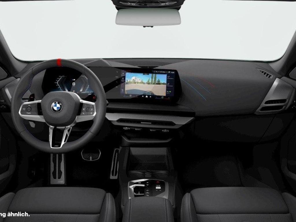BMW M235