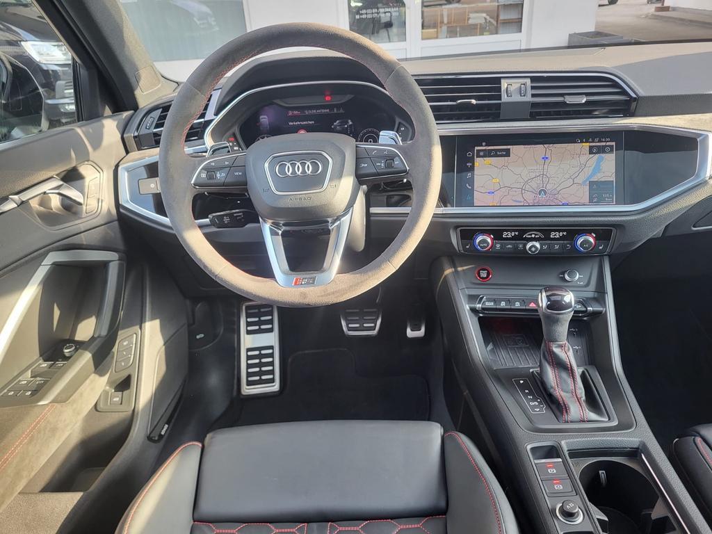 Audi RS Q3