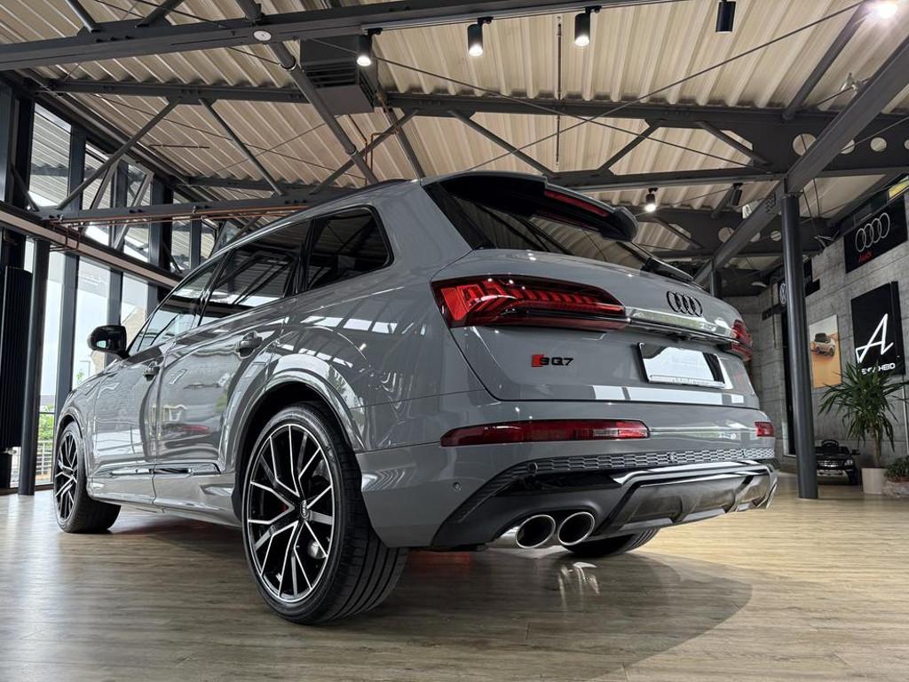 Audi SQ7