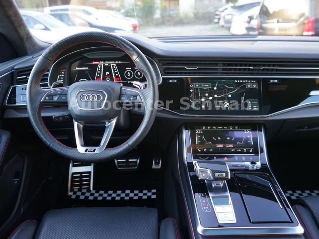 Audi RS Q8