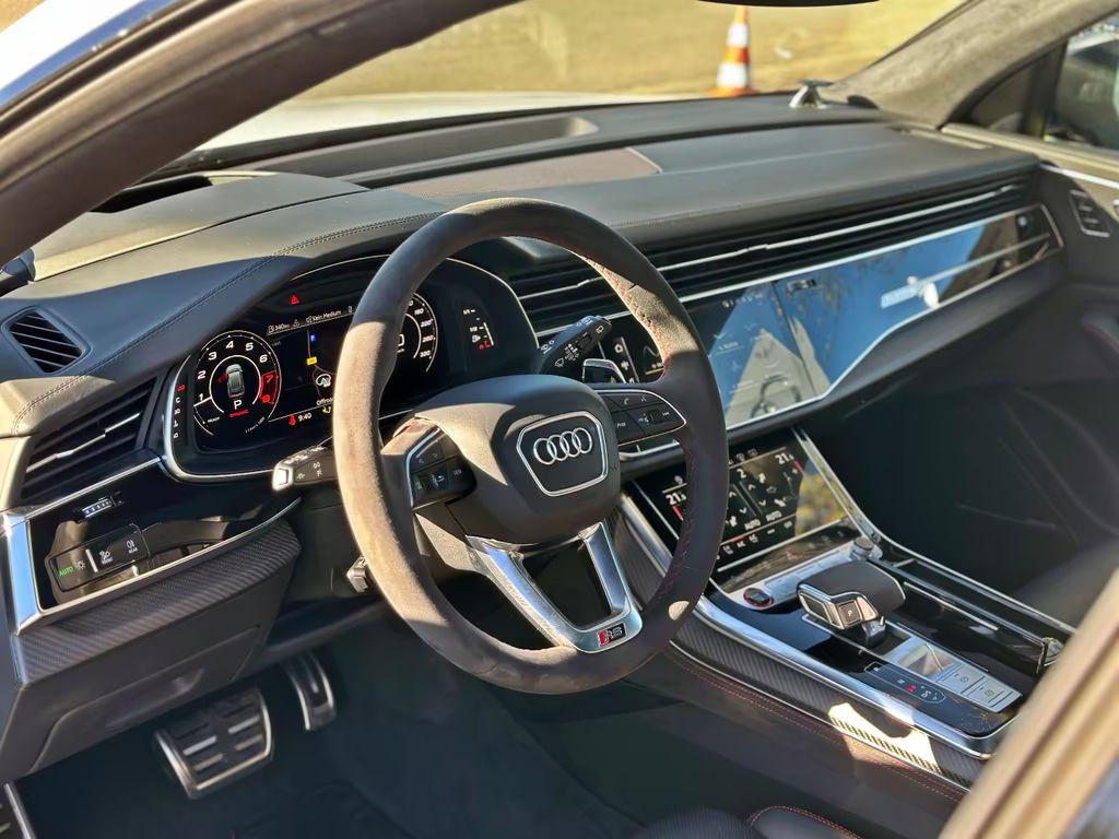Audi RS Q8