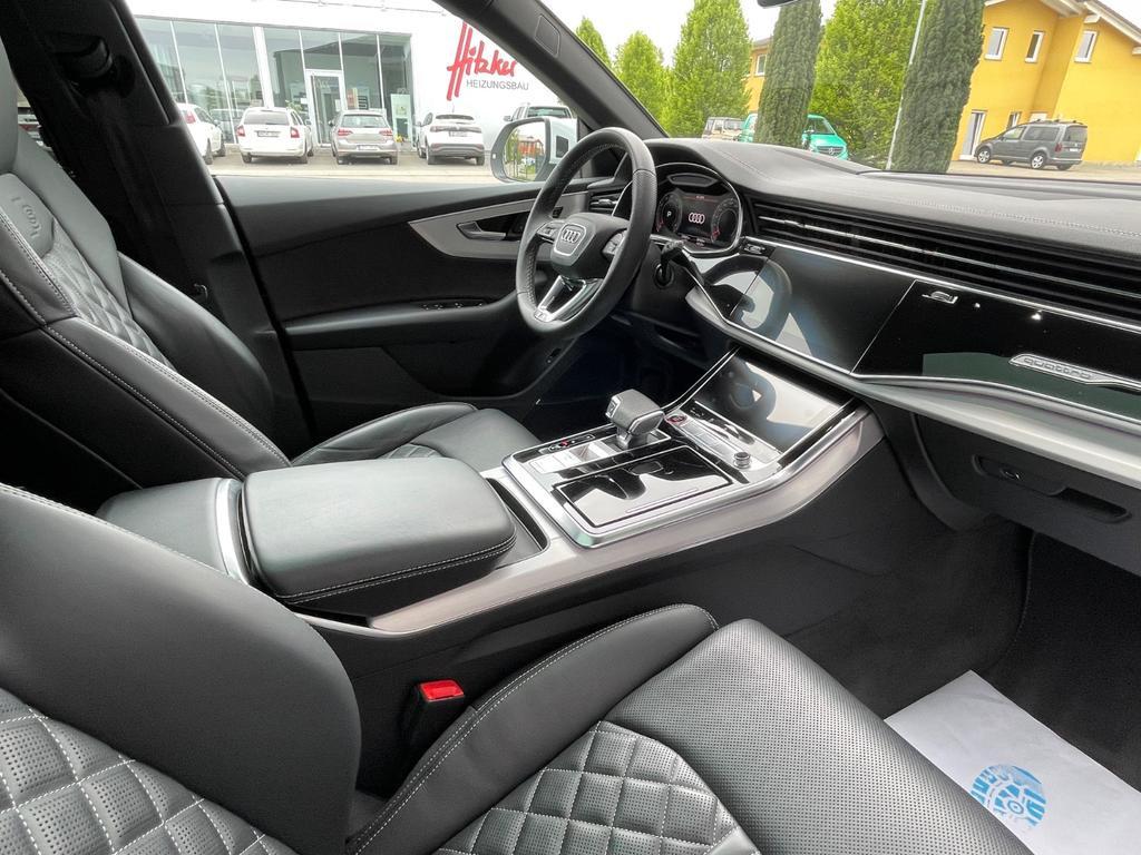 Audi SQ8