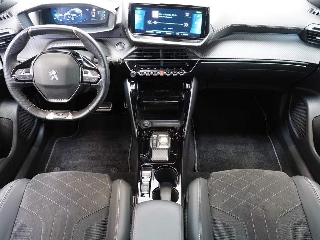 Peugeot e-2008