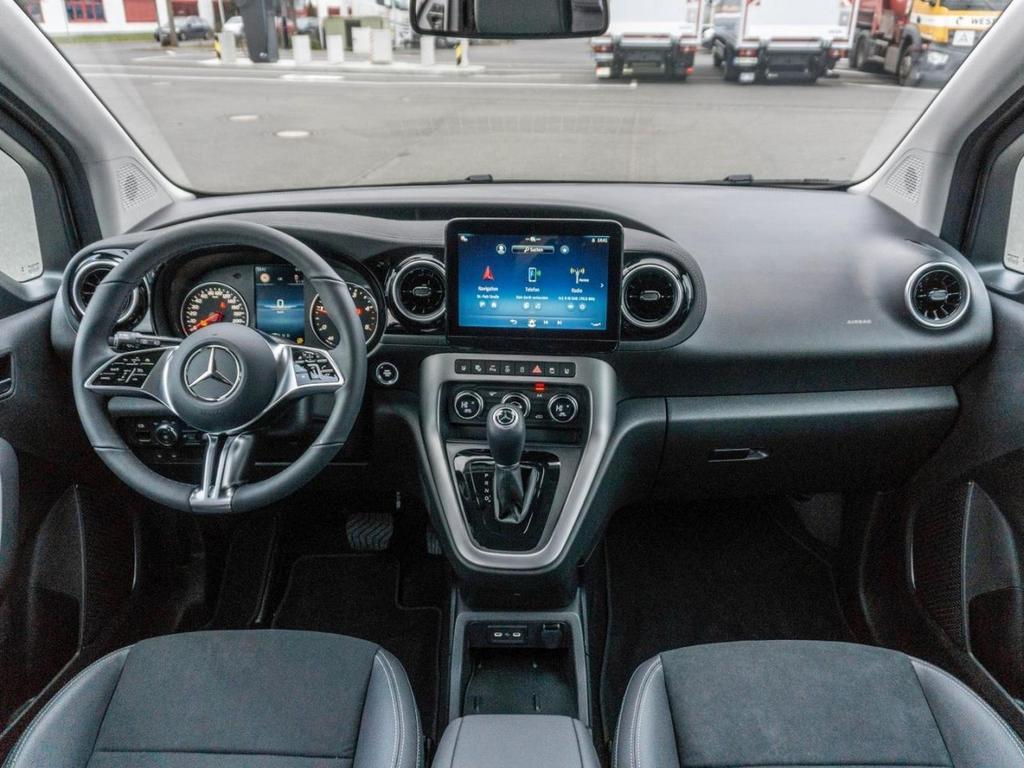 Mercedes-Benz T 180