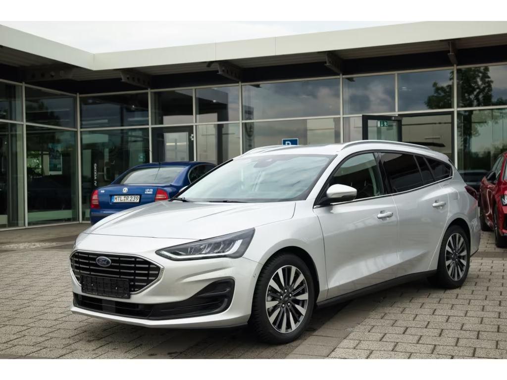 Ford Focus 2023 Benzine