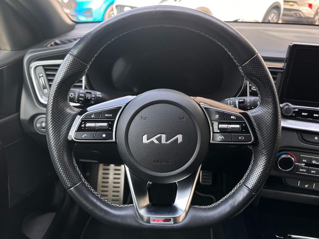 Kia ProCeed