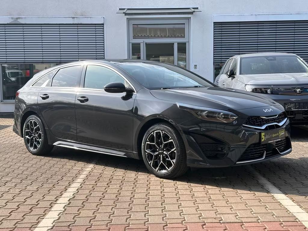 Kia ProCeed
