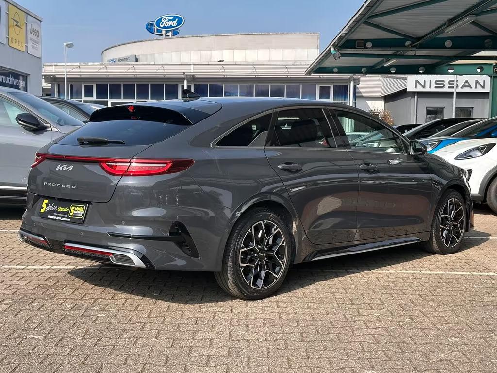 Kia ProCeed