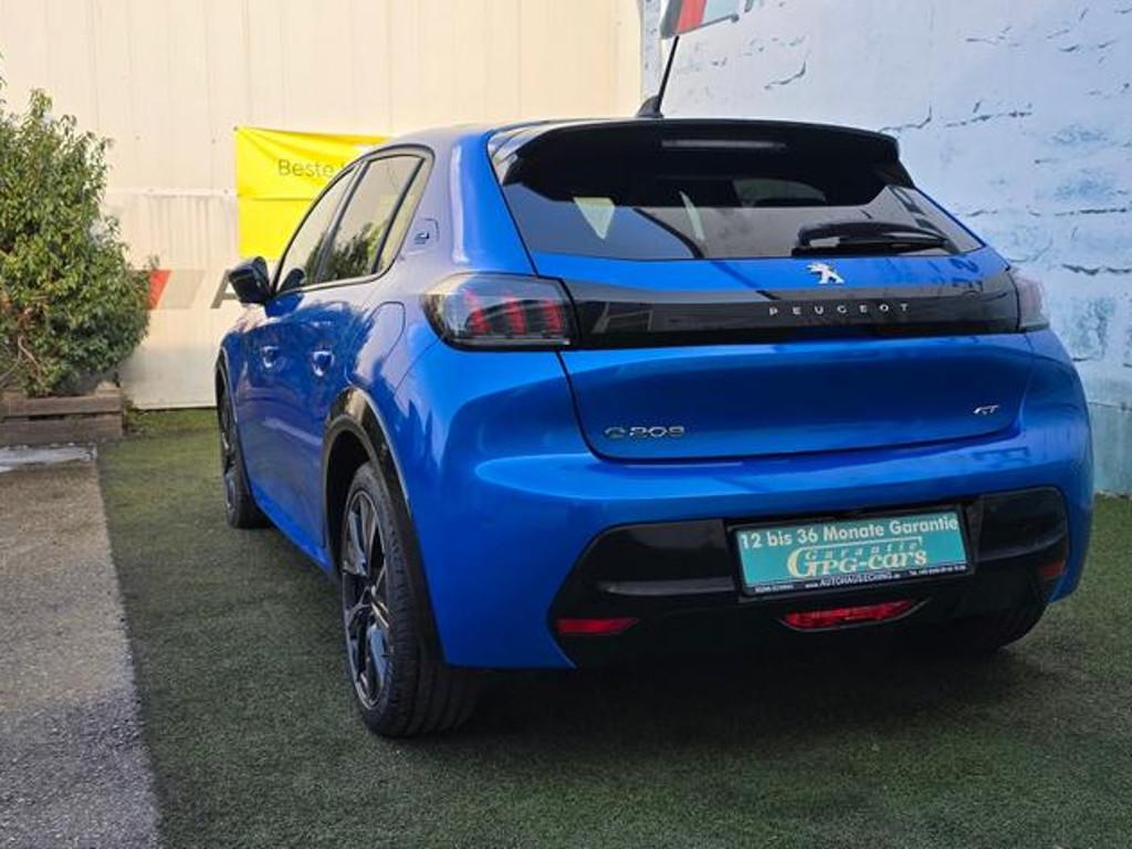 Peugeot e-208