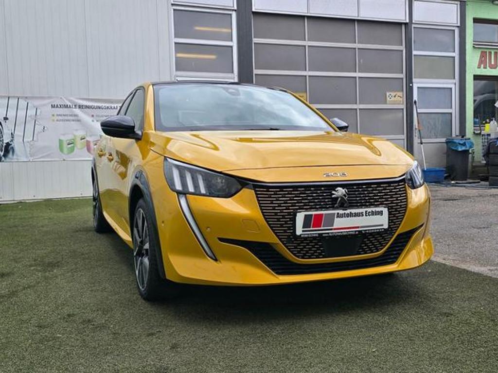 Peugeot e-208