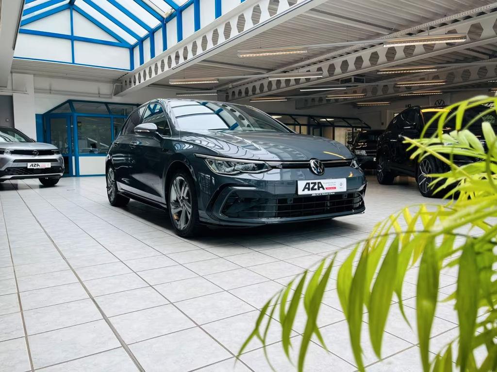 Volkswagen Golf 2023 Benzine