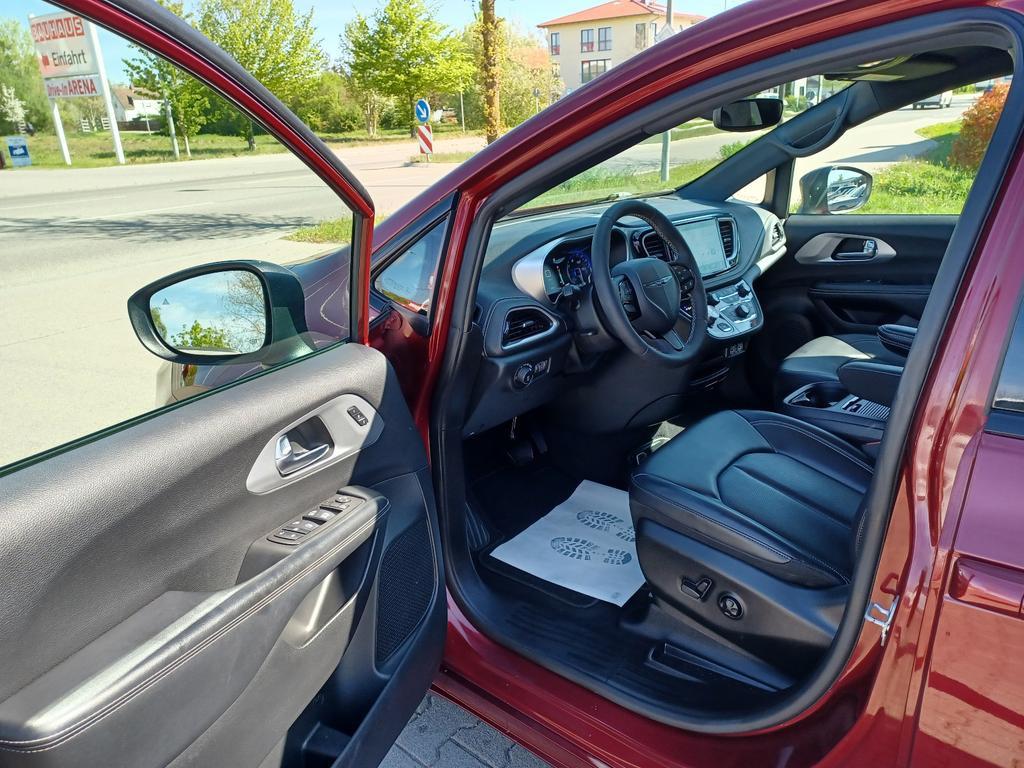 Chrysler Pacifica