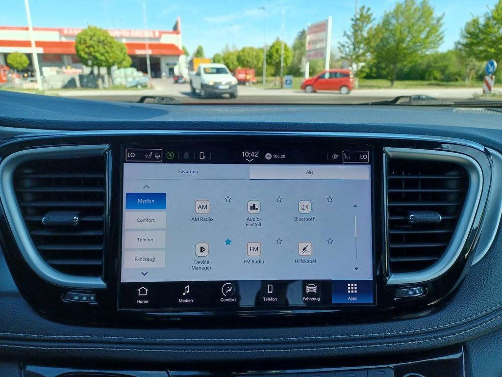 Chrysler Pacifica