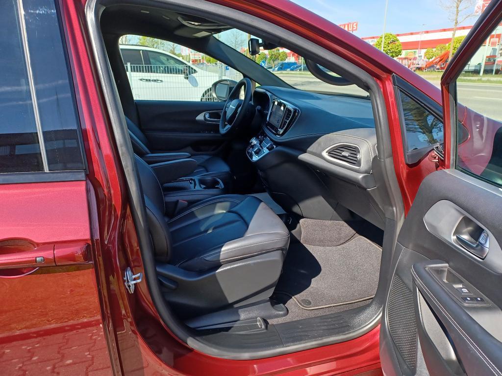 Chrysler Pacifica