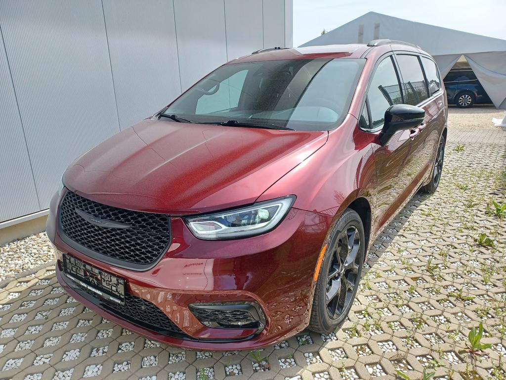 Chrysler Pacifica