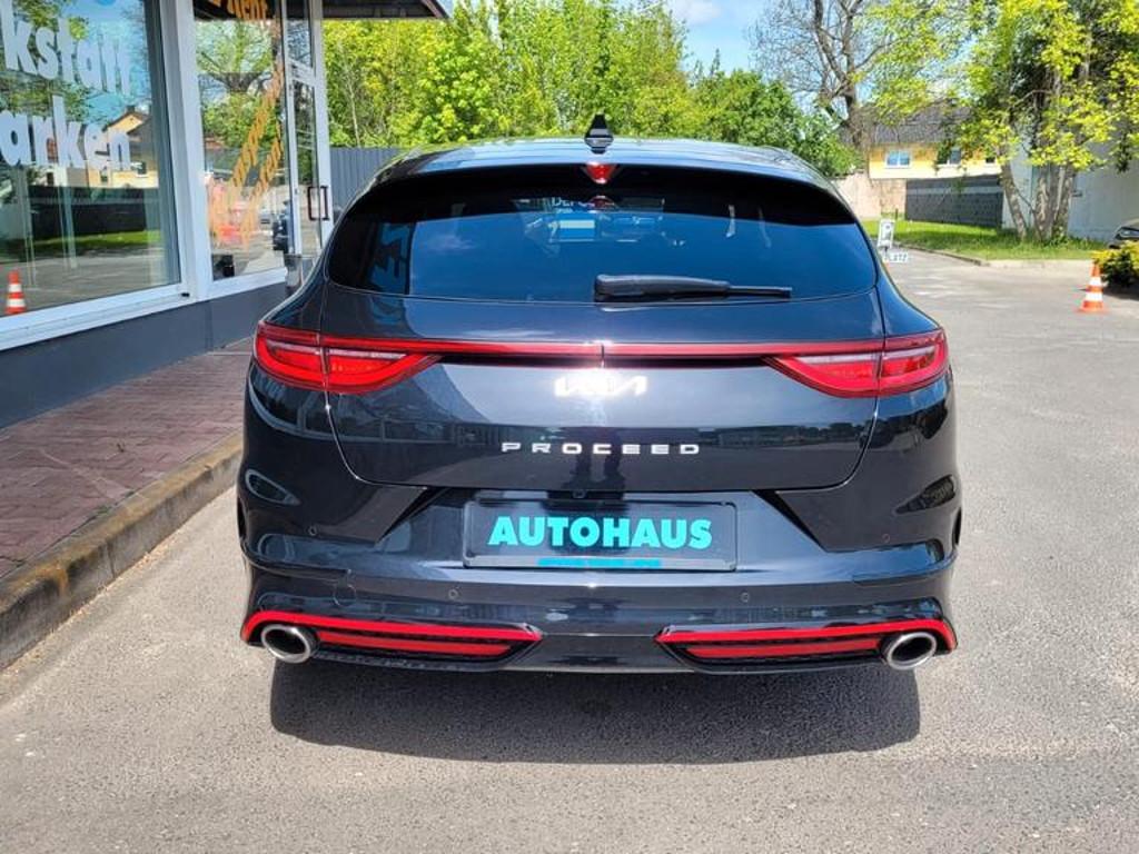 Kia ProCeed