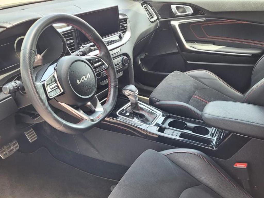 Kia ProCeed
