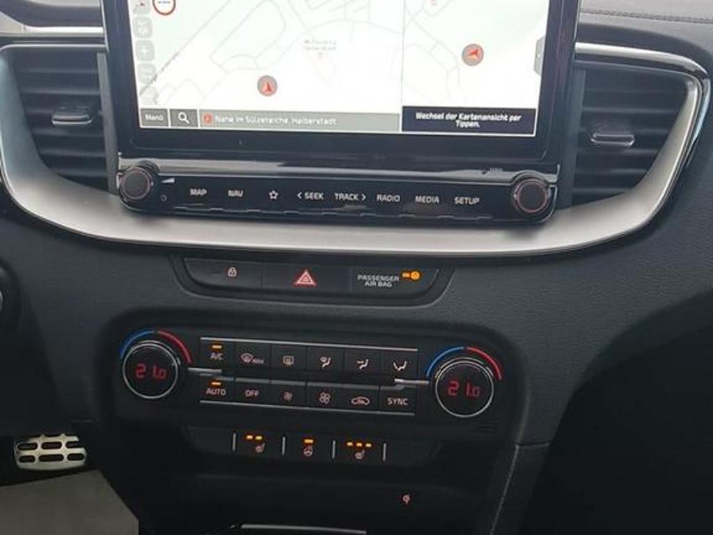 Kia ProCeed