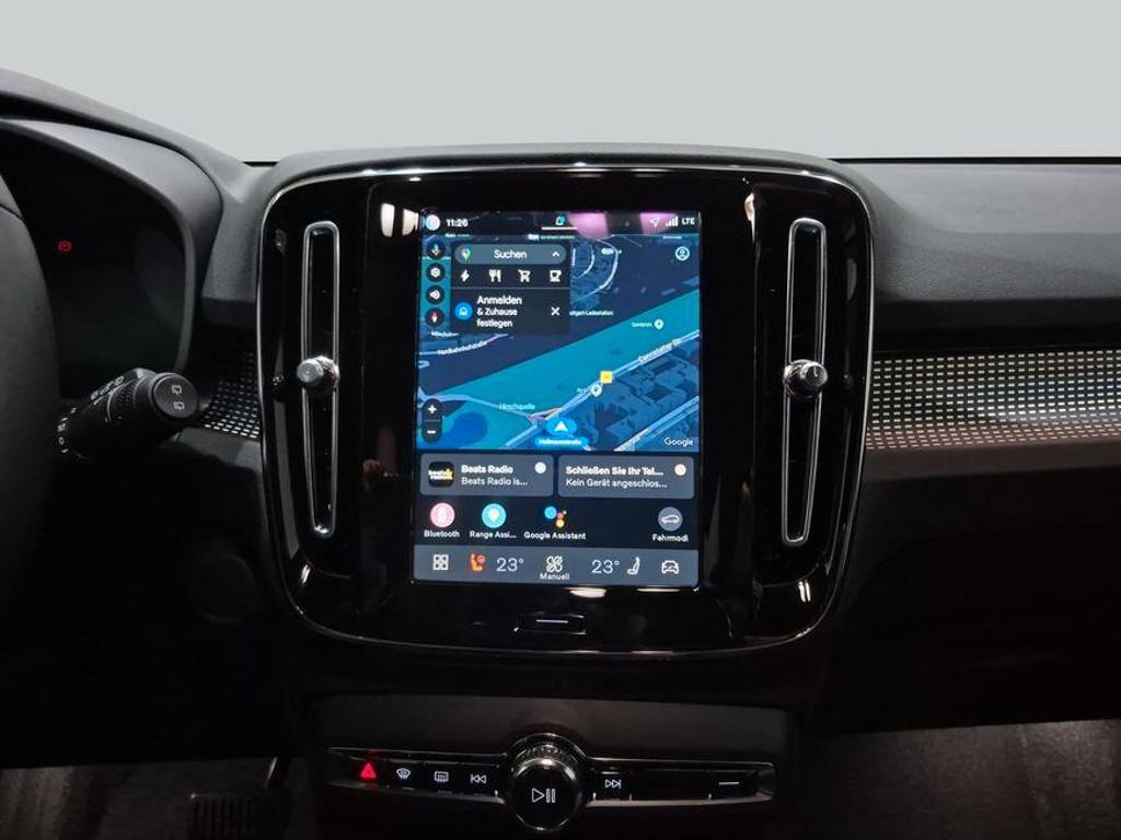 Volvo EX40