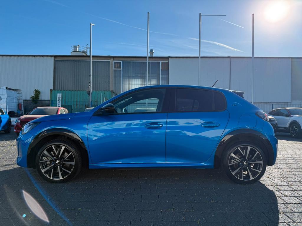Peugeot e-208