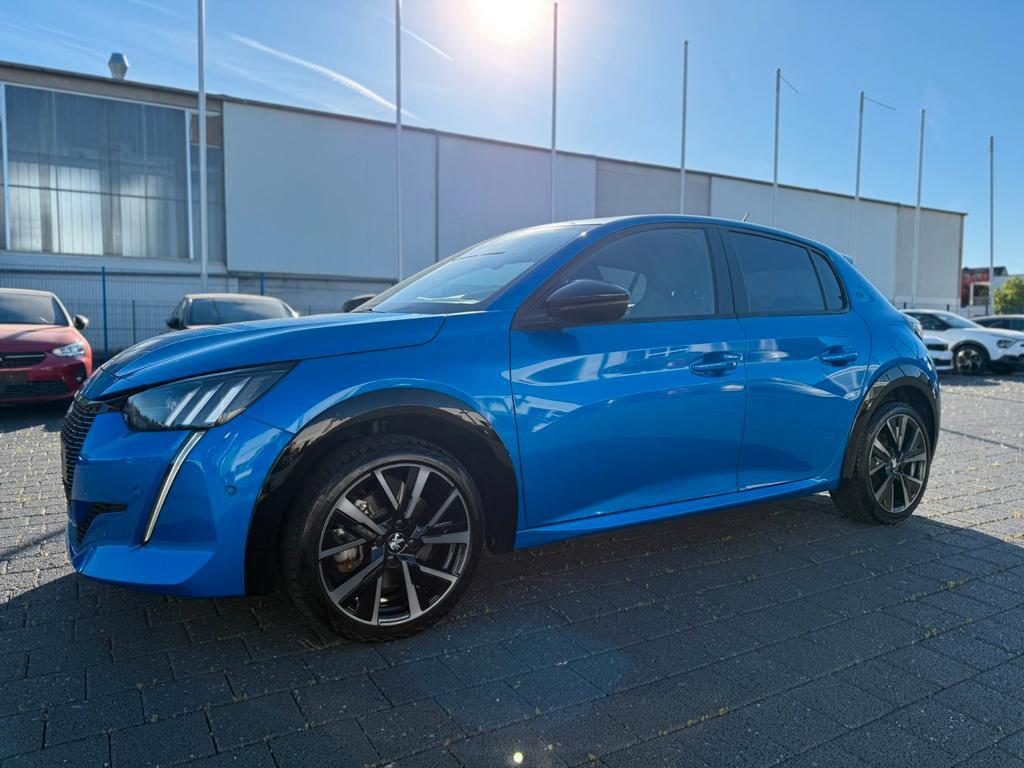 Peugeot e-208