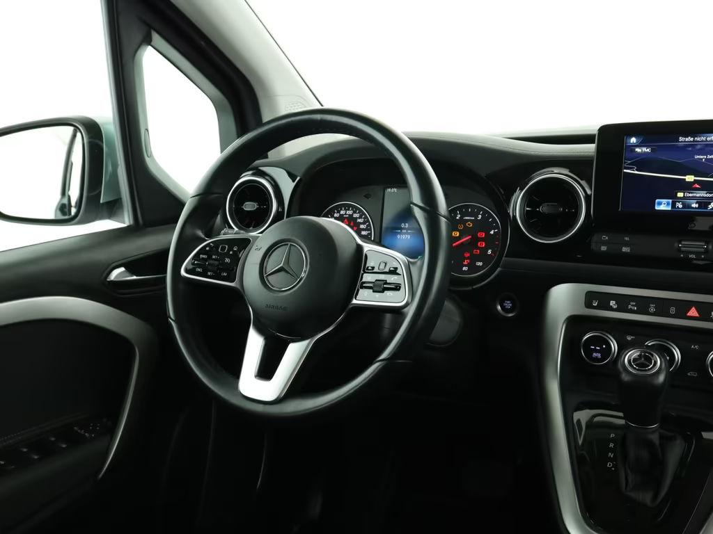 Mercedes-Benz T 180