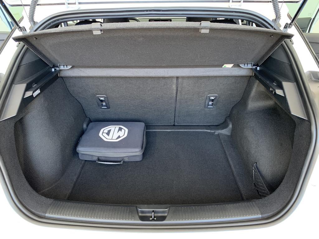 MG MG4