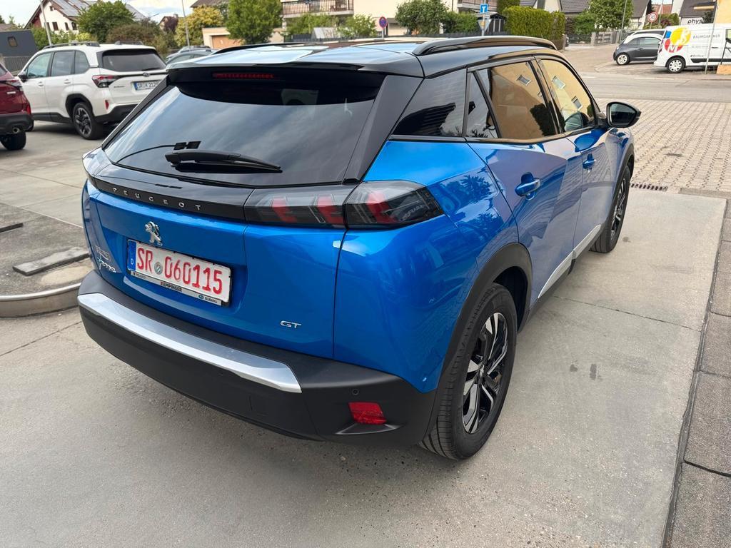 Peugeot e-2008