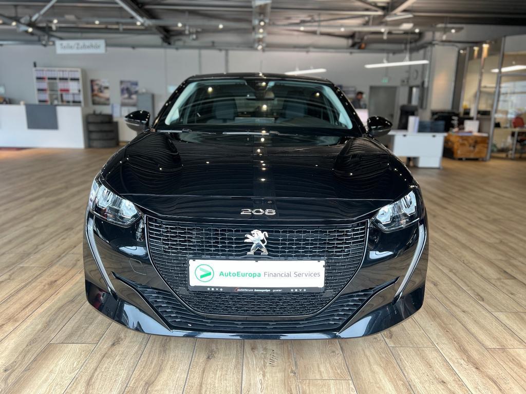 Peugeot e-208