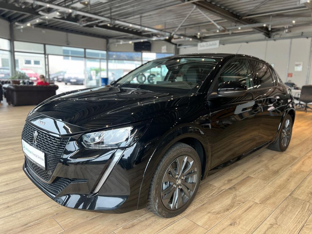 Peugeot e-208