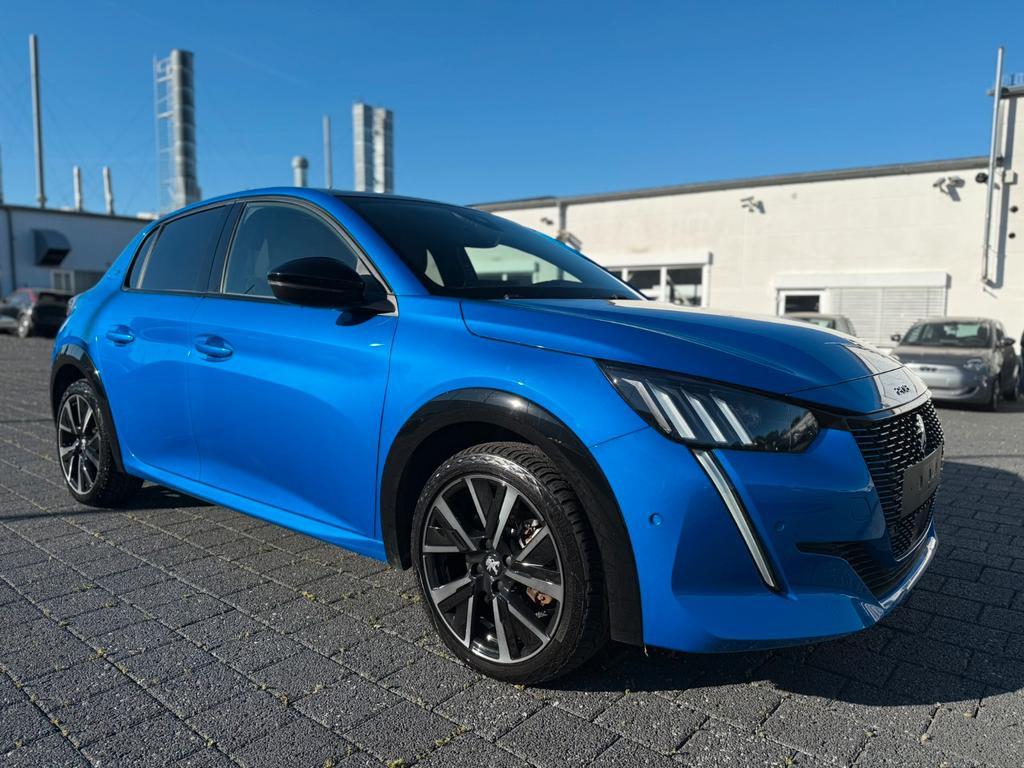 Peugeot e-208
