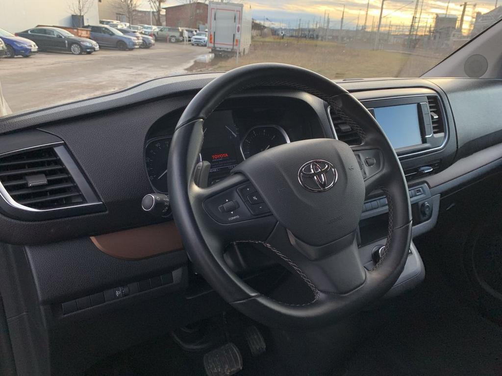 Toyota Proace (Verso)