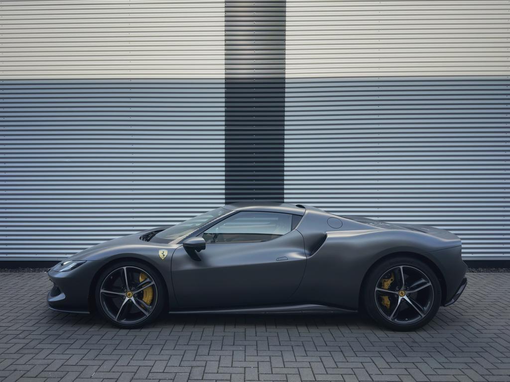 Ferrari 296