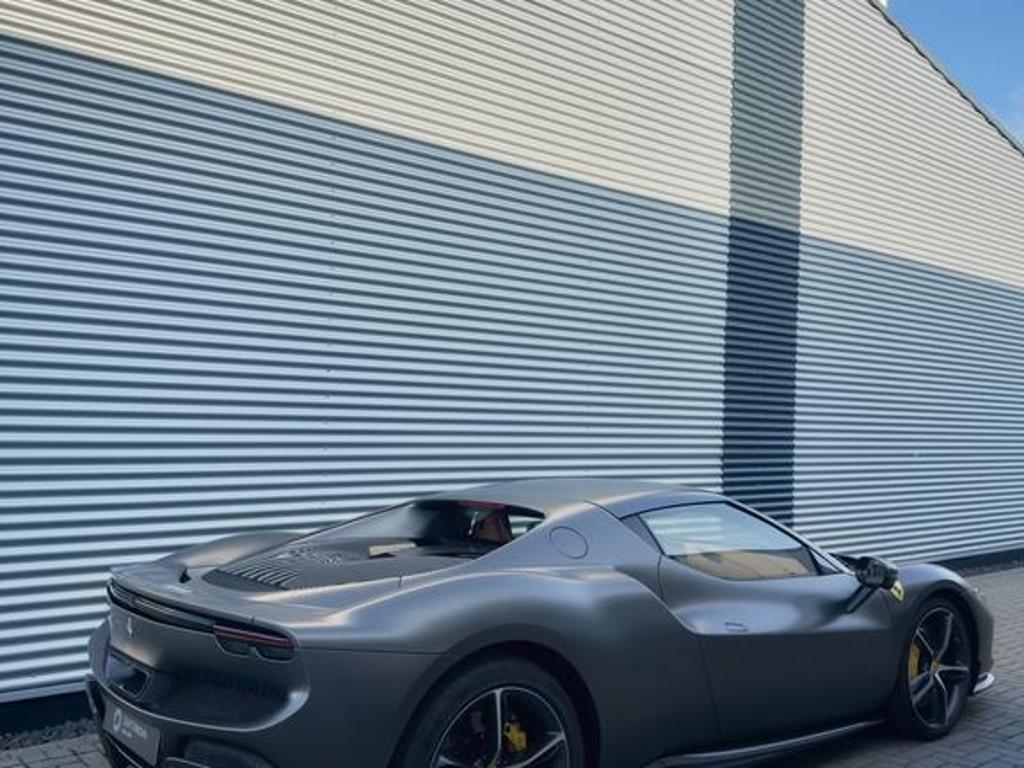 Ferrari 296