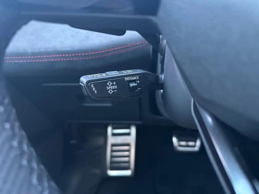Audi S6 e-tron