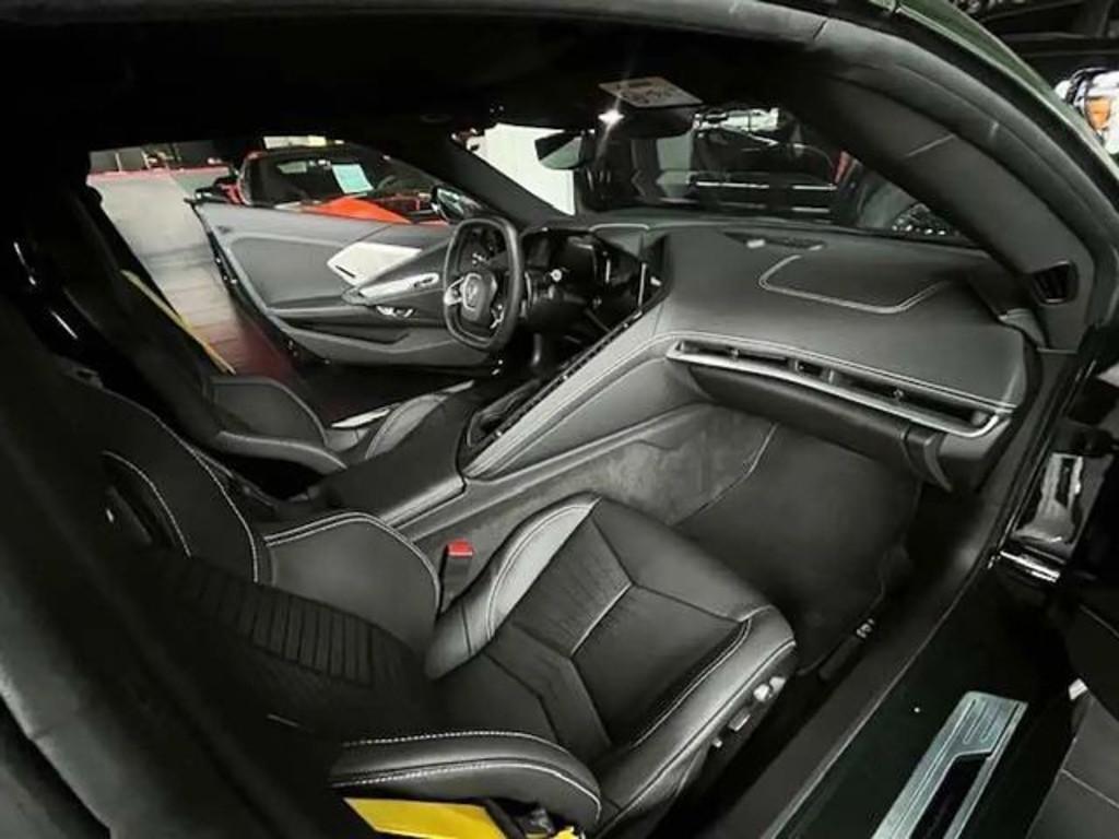 Corvette C8