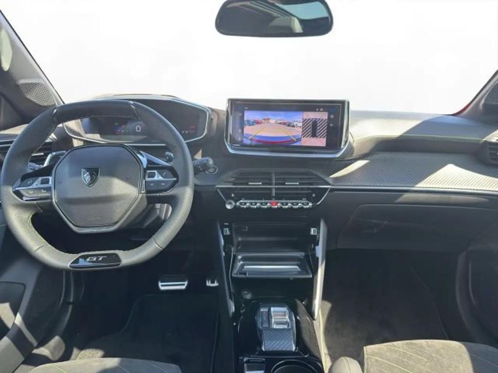 Peugeot e-208
