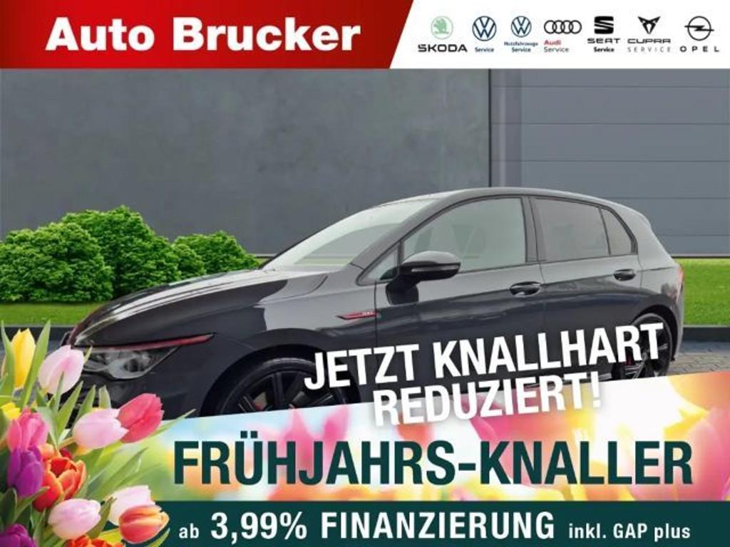 Volkswagen Golf 2023 Benzine