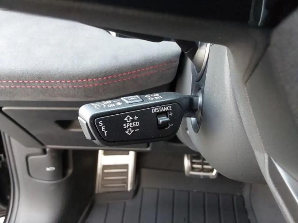 Audi S6 e-tron