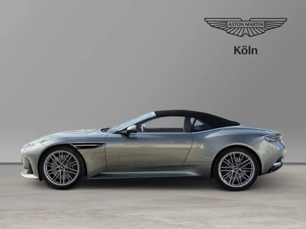 Aston Martin DB12
