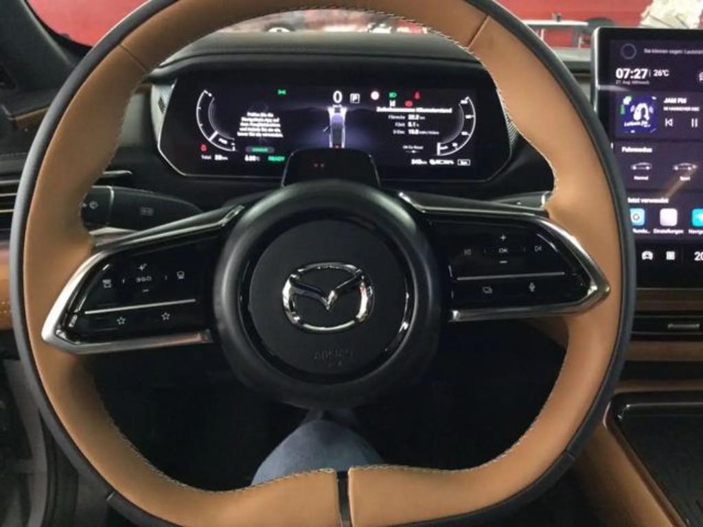Mazda 6e
