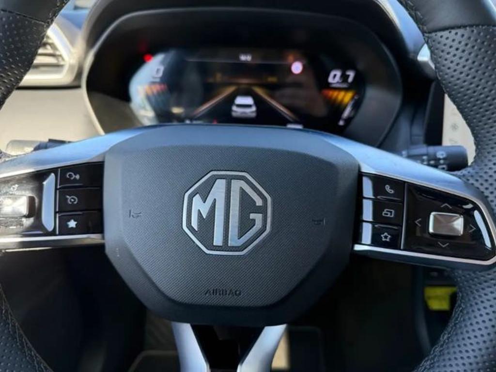 MG ZS