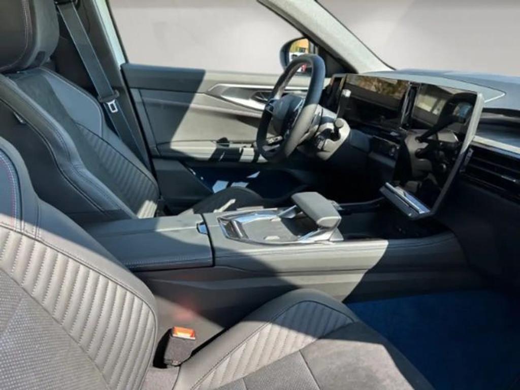 Renault Rafale