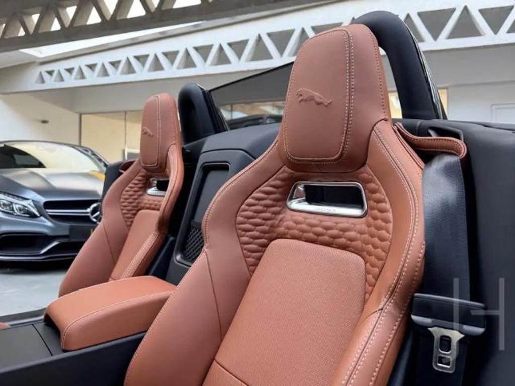 Jaguar F-Type