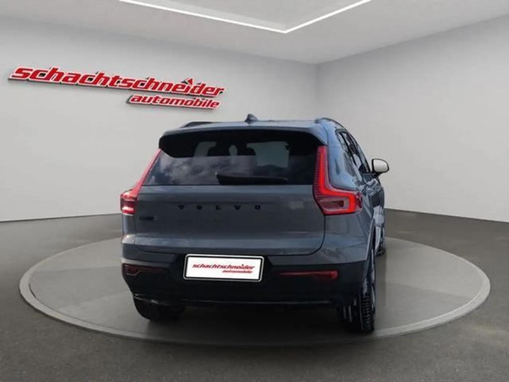 Volvo EX40