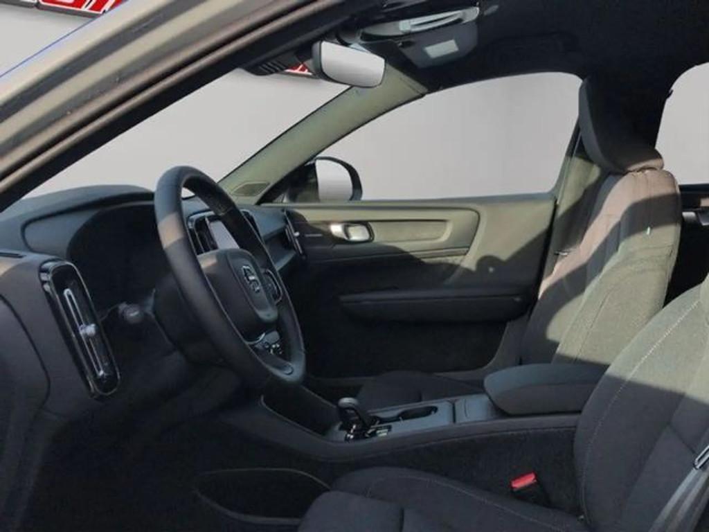 Volvo EX40