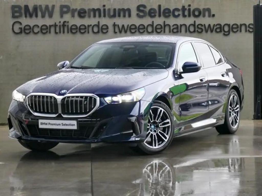 BMW i5