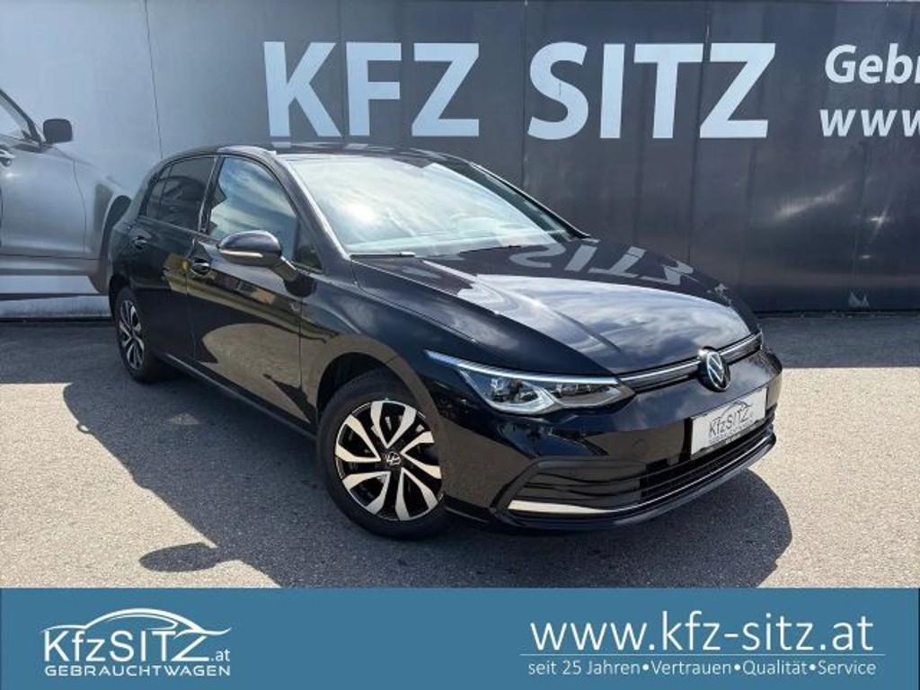 Volkswagen Golf 2023 Benzine