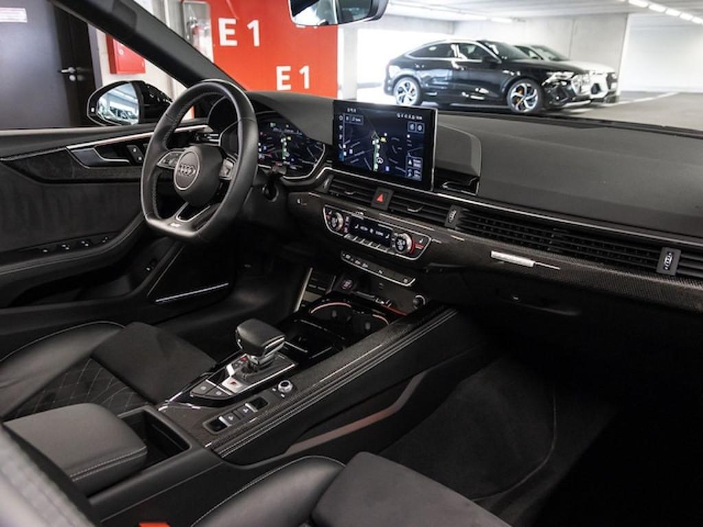 Audi S5