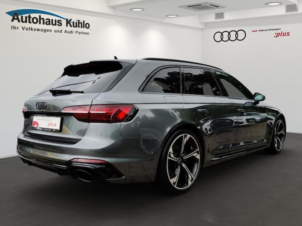 Audi RS4